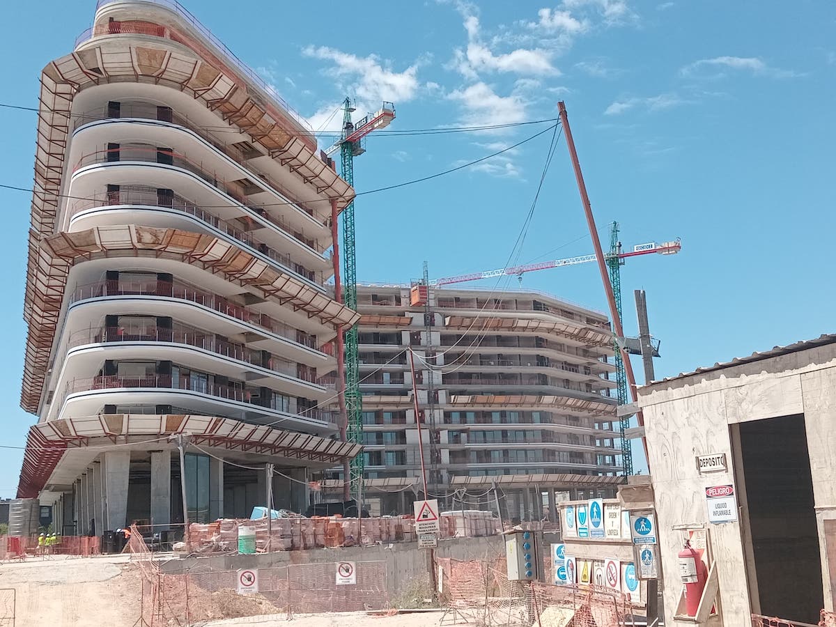 WhatsApp Image 2024-12-20 at 10.21.22